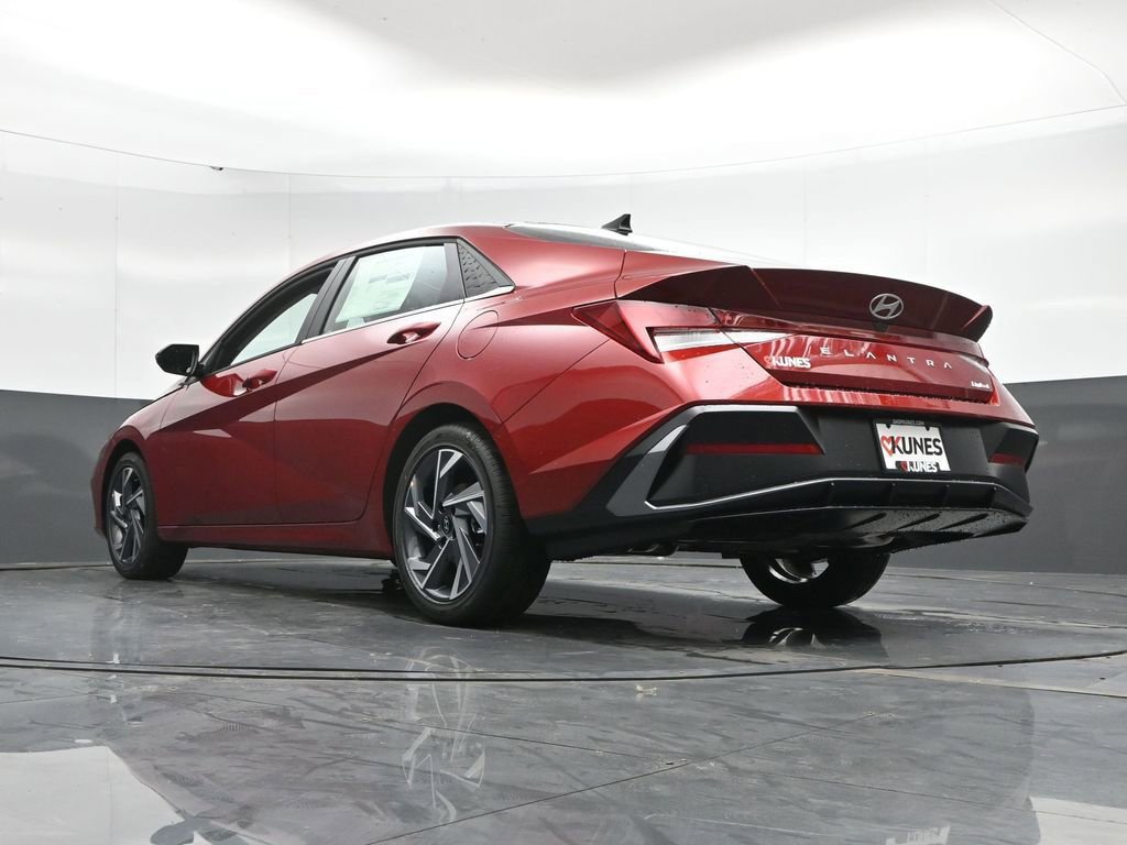 New 2025 Hyundai Elantra Limited image 53