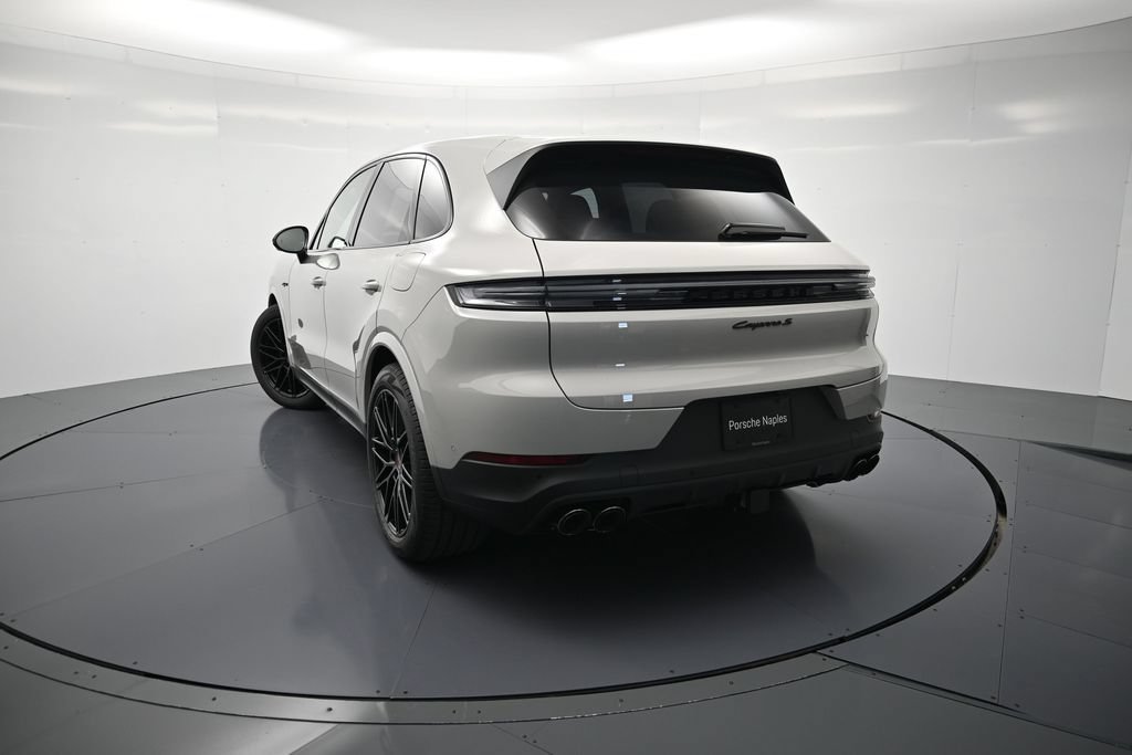 New 2026 Porsche Cayenne S AWD/4WD image 40