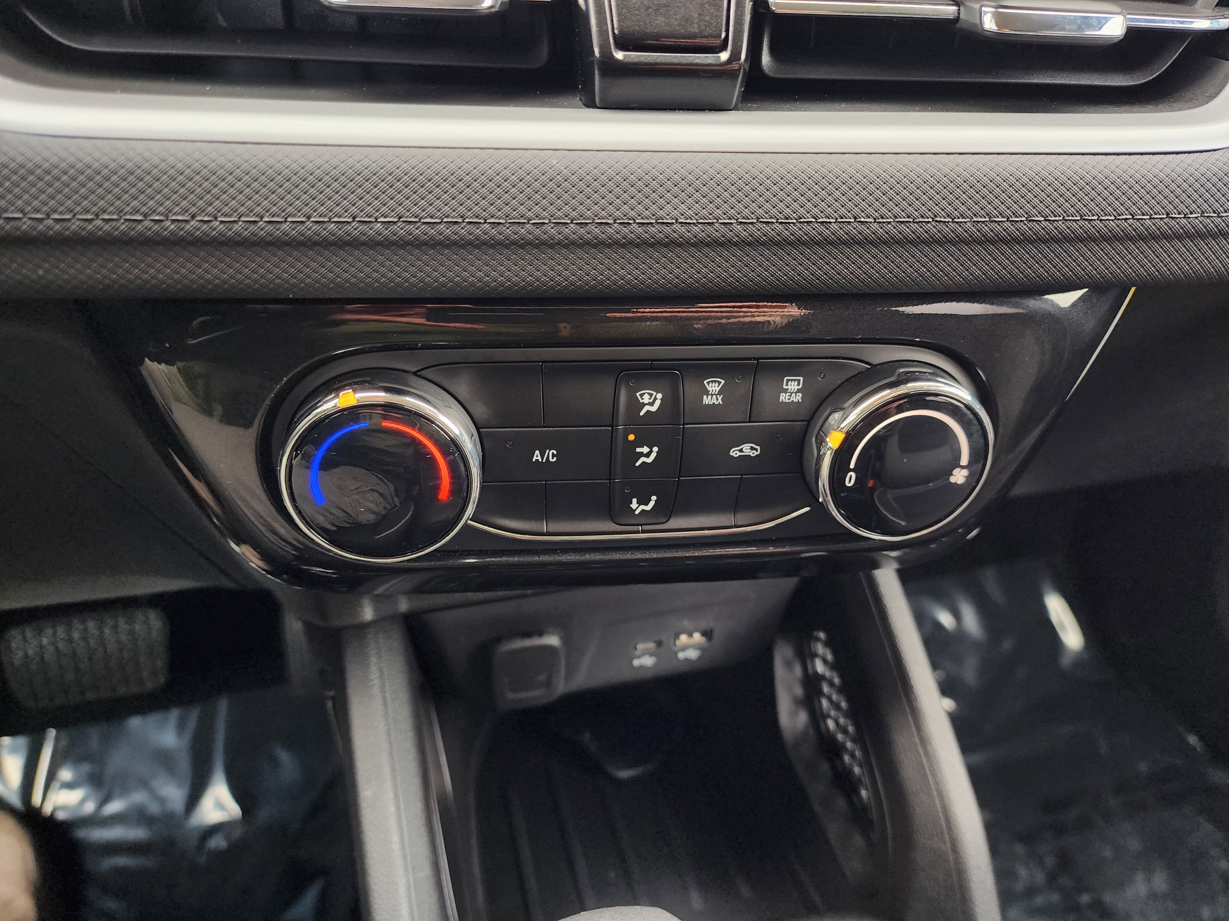 Used 2025 Chevrolet TrailBlazer LT image 20