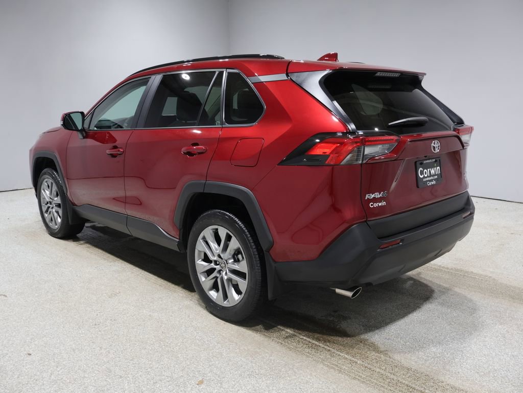 Used 2025 Toyota RAV4 XLE Premium w/ Weather Package image 5