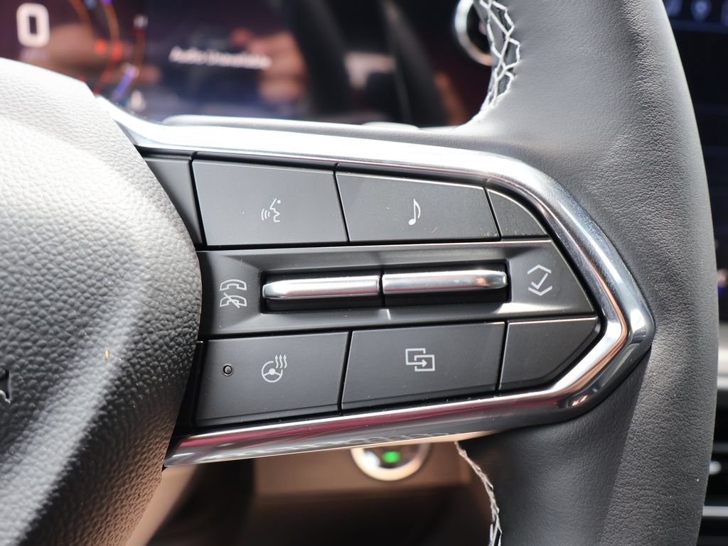New 2026 Chevrolet Traverse LT w/ Enhanced Driving Package FWD image 18