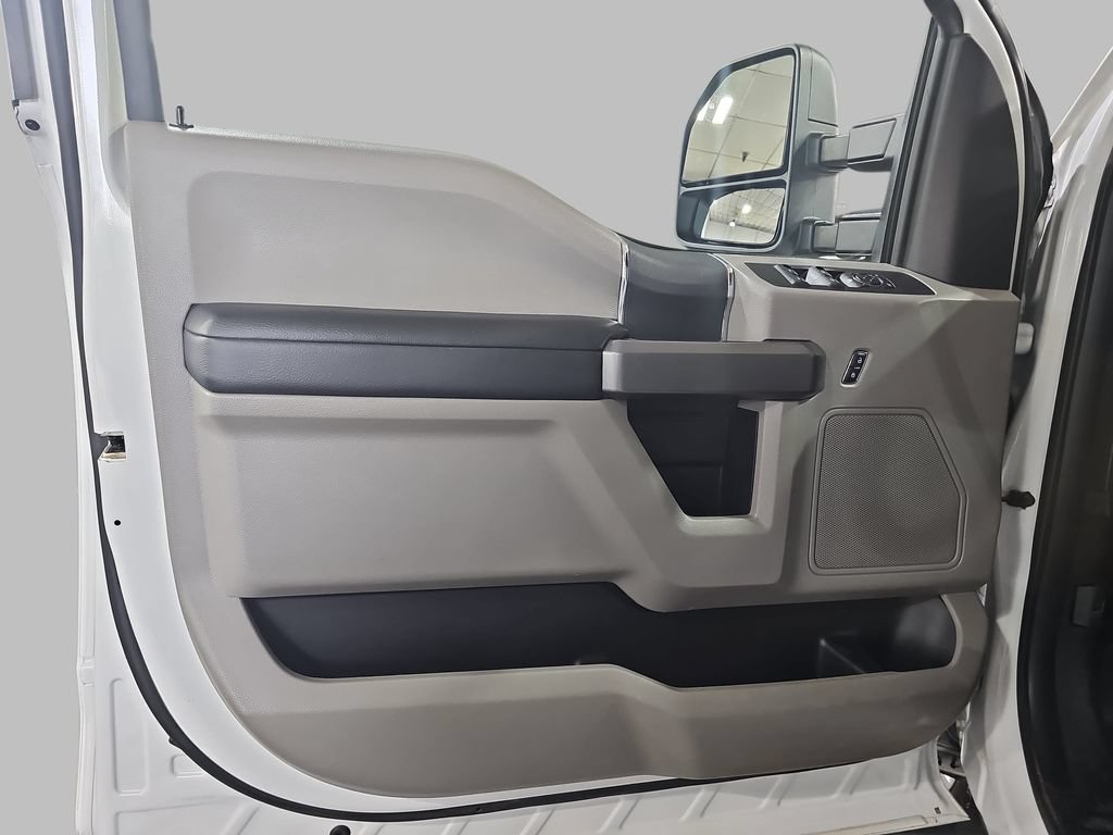 Used 2018 Ford F250 XLT w/ XLT Value Package AWD/4WD image 31