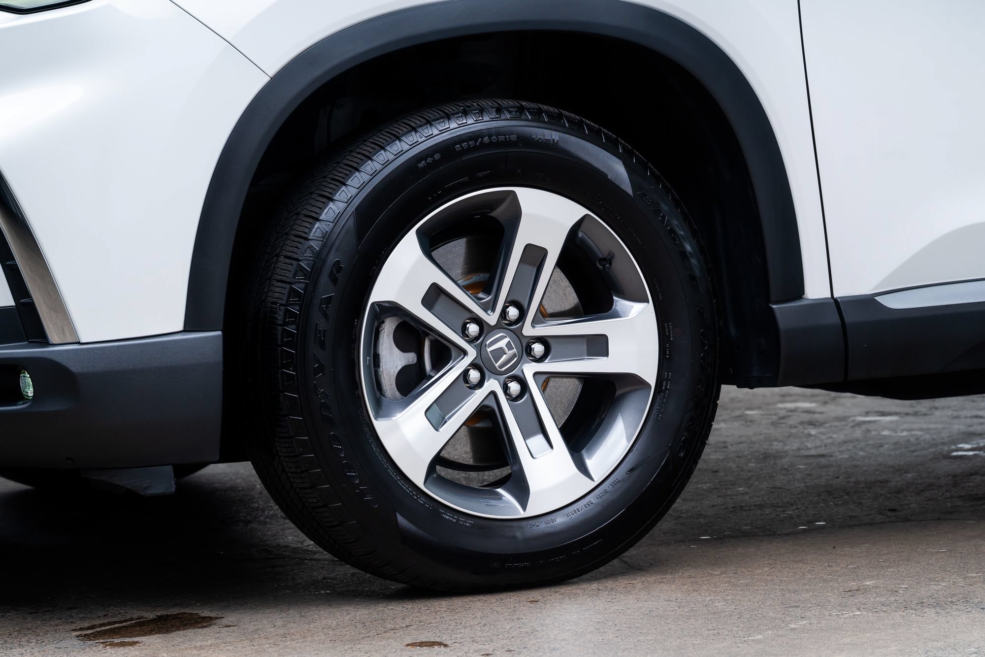 Used 2025 Honda Pilot EX-L image 4