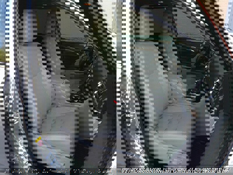 Used 2015 Toyota Highlander Limited image 30