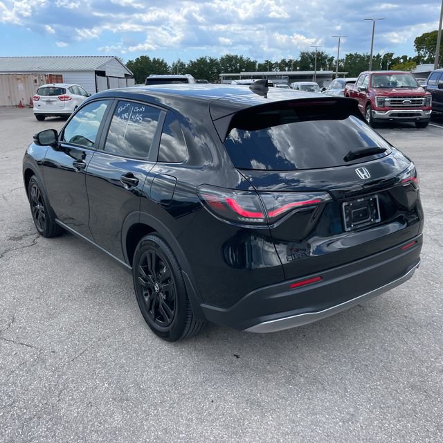 Used 2026 Honda HR-V Sport image 3