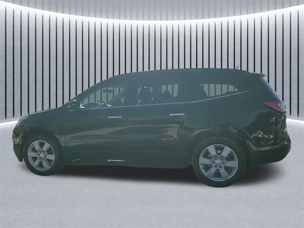 Used 2017 Chevrolet Traverse LT w/ Style and Technology Package image 15