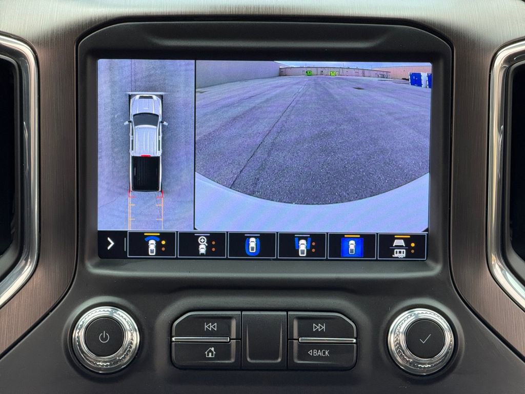 Used 2022 GMC Sierra 3500 AT4 w/ AT4 Premium Plus Package image 12