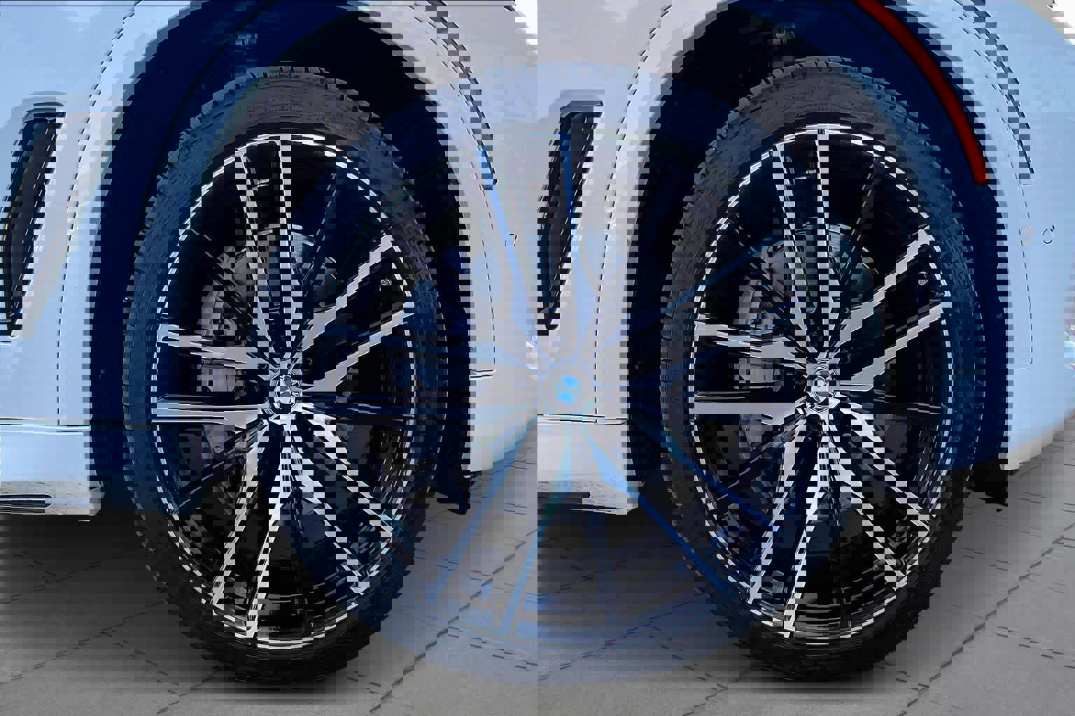 Used 2019 BMW X5 xDrive50i image 11