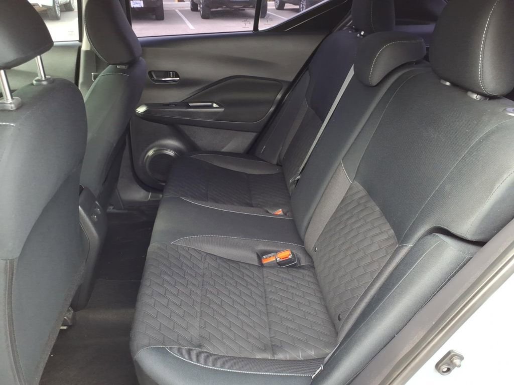 Used 2024 Nissan Kicks SV image 12