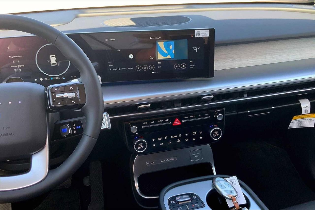 New 2026 Hyundai Ioniq 9 SEL image 6