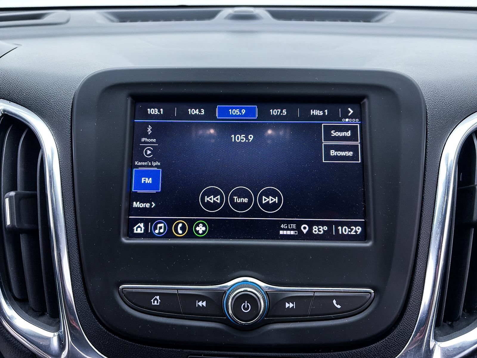 Used 2023 Chevrolet Equinox LT FWD image 18