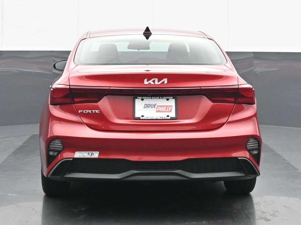 Used 2023 Kia Forte LXS image 5