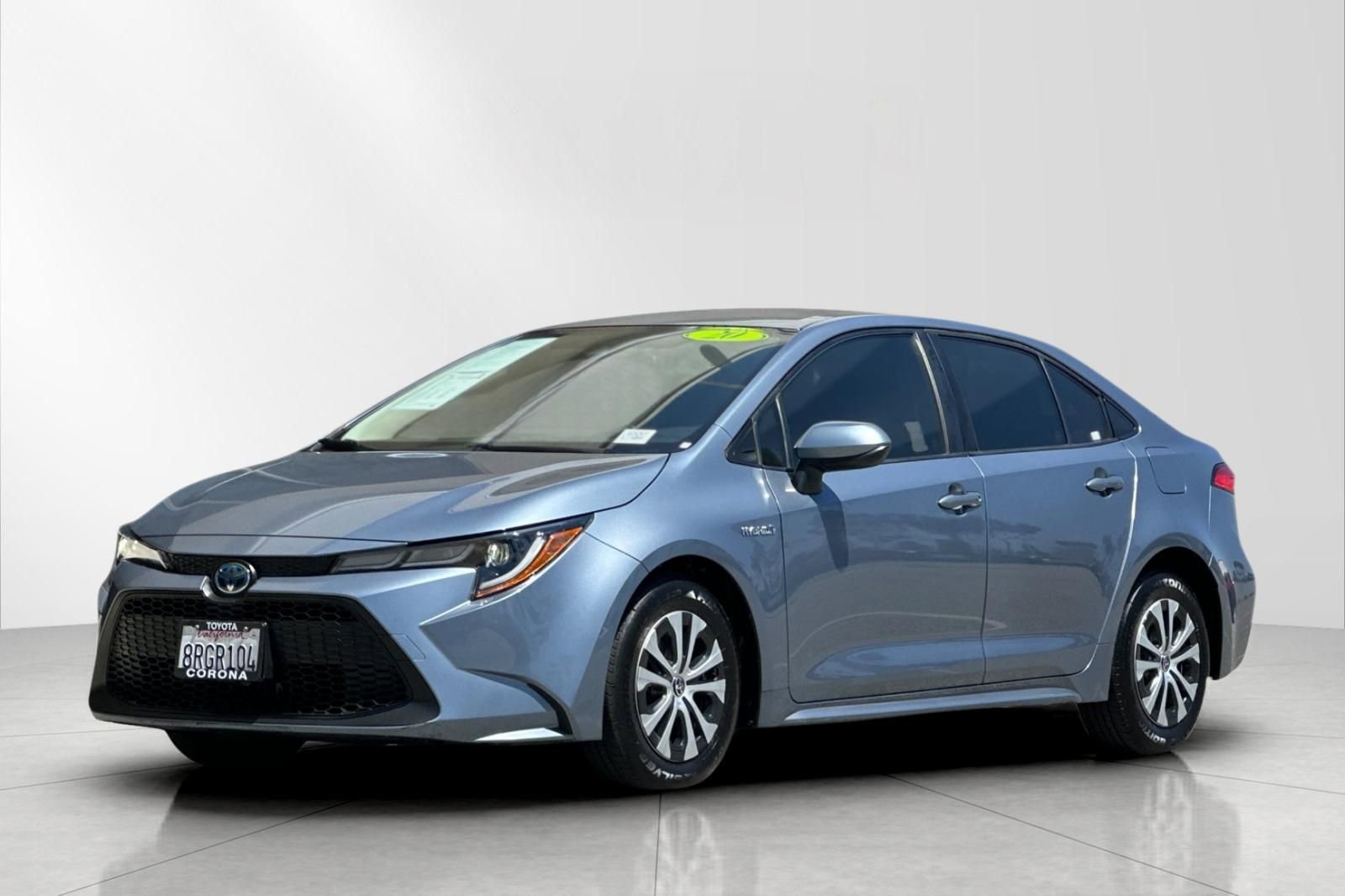 Used 2020 Toyota Corolla LE w/ Carpet Mat Package (TMS) image 8