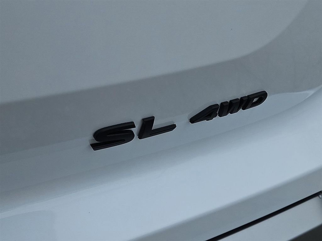 New 2025 Nissan Pathfinder SL w/ Black Appearance Package image 7