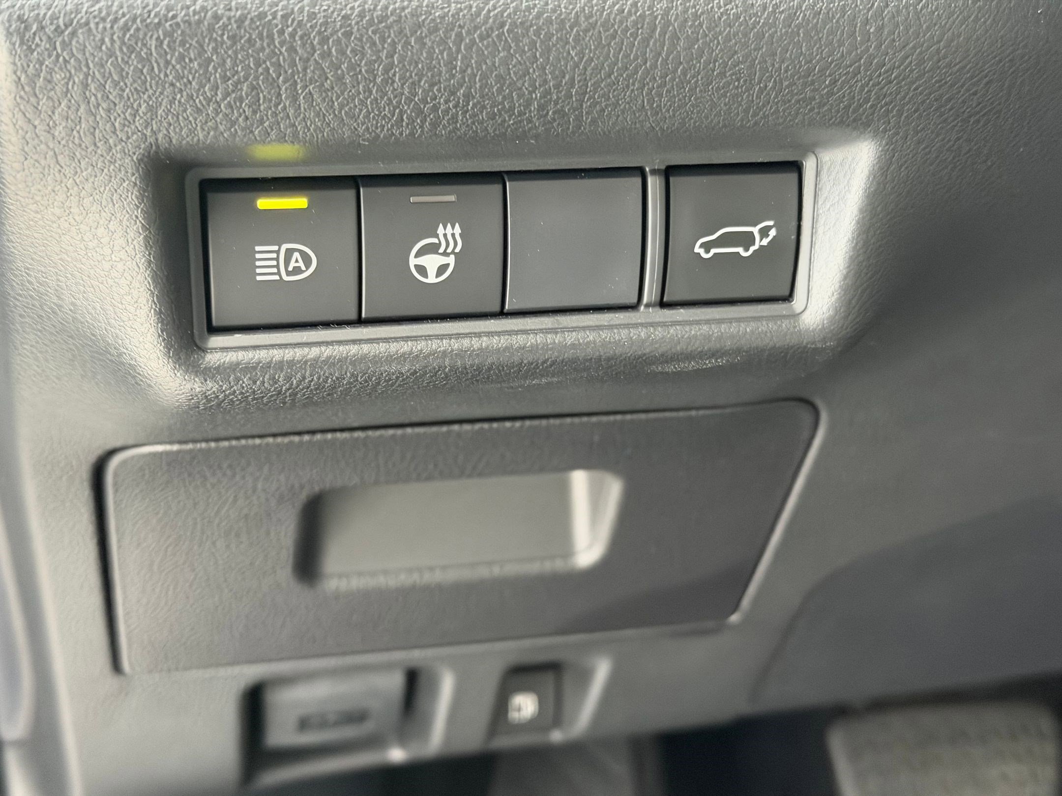 Used 2026 Toyota Grand Highlander Limited image 18