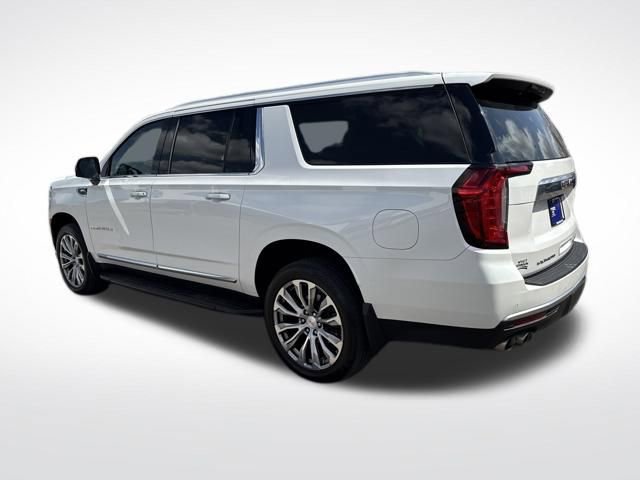 Used 2021 GMC Yukon XL Denali w/ Advanced Technology Package image 3