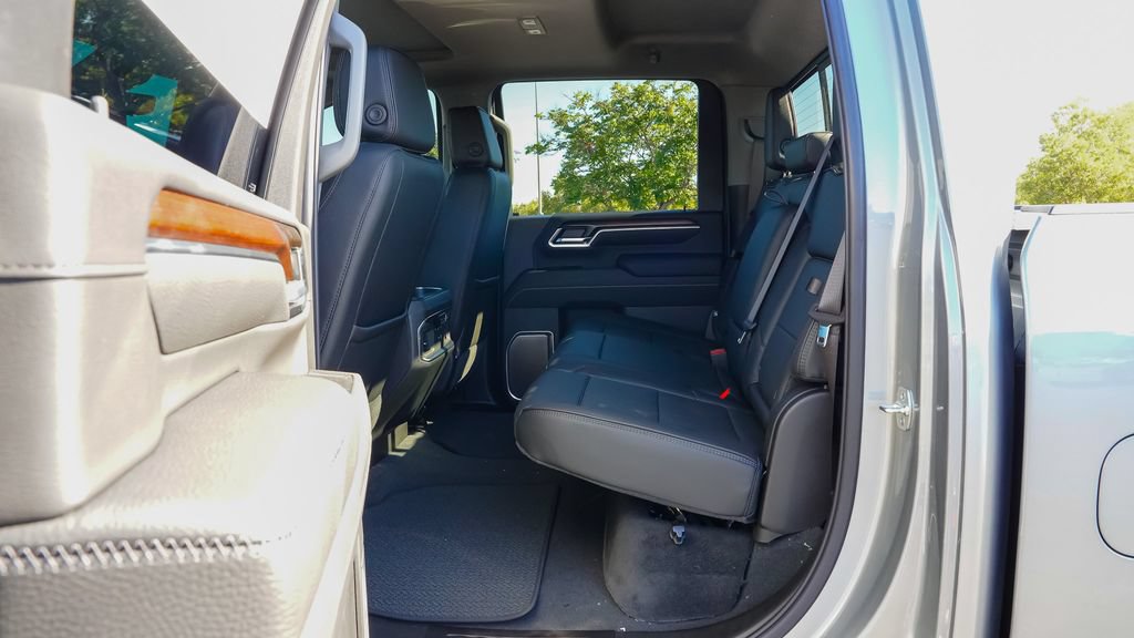 New 2026 GMC Sierra 2500 Denali w/ Denali Reserve Package AWD/4WD image 15