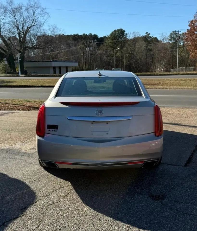 Used 2013 Cadillac XTS Luxury w/ Driver Awareness Package FWD image 4