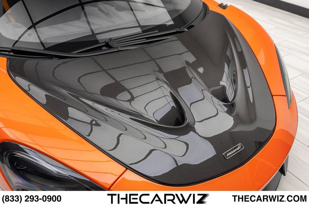 Used 2019 McLaren 600LT RWD image 6