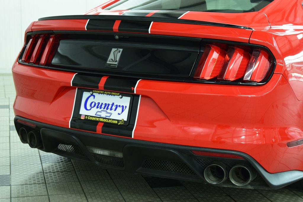 Used 2016 Ford Mustang Shelby GT350 w/ Technology Package RWD image 23