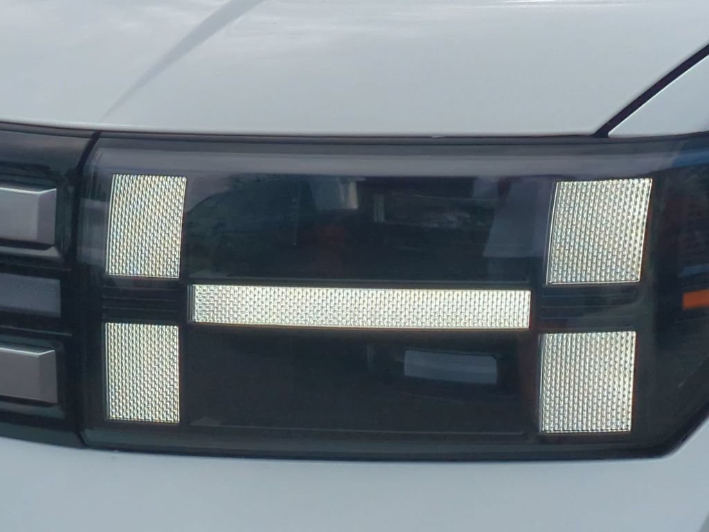 New 2027 Hyundai Santa Fe SE FWD image 10