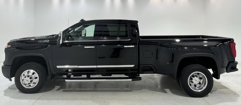Used 2024 Chevrolet Silverado 3500 High Country