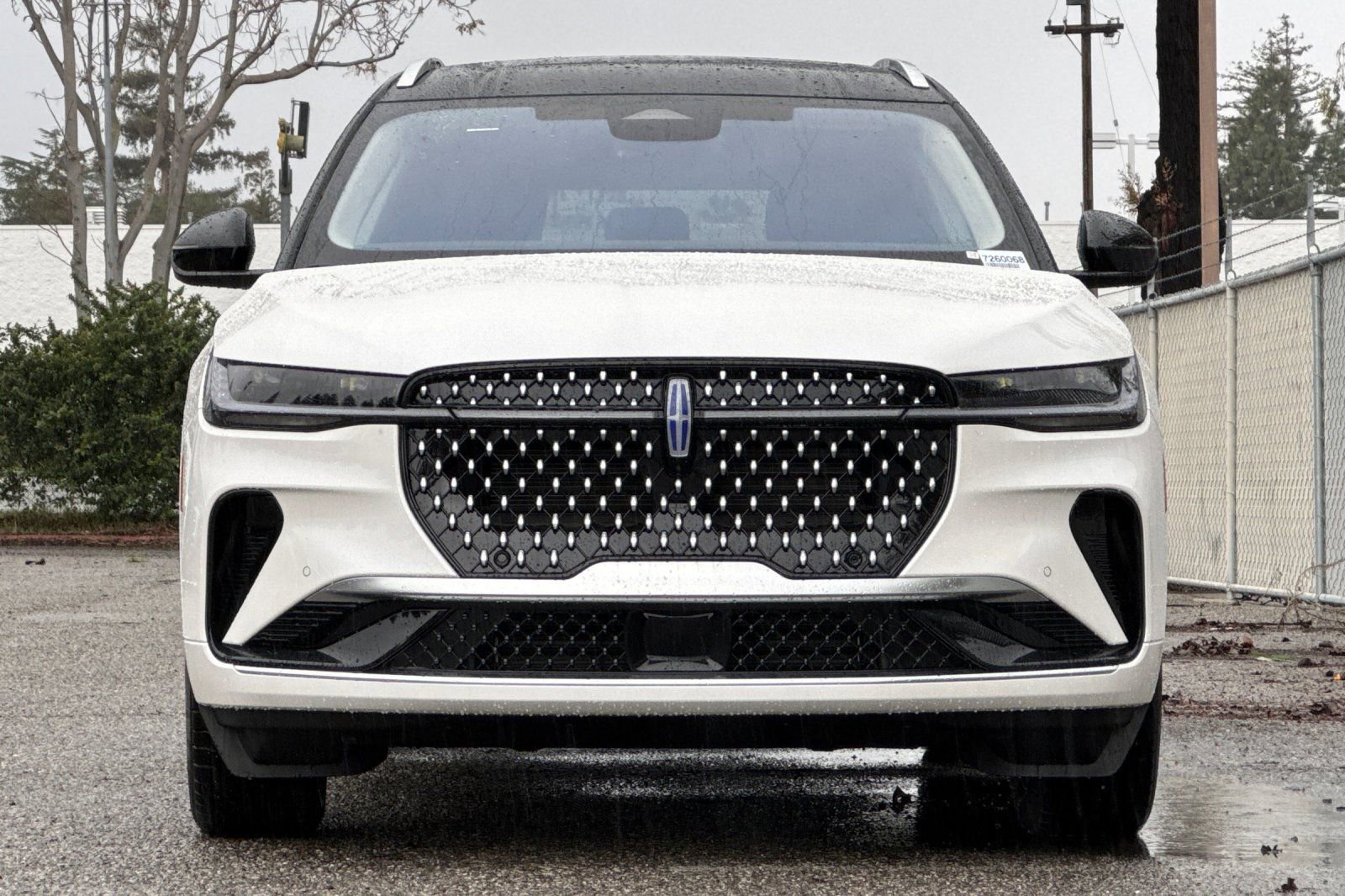 New 2026 Lincoln Nautilus Reserve image 3