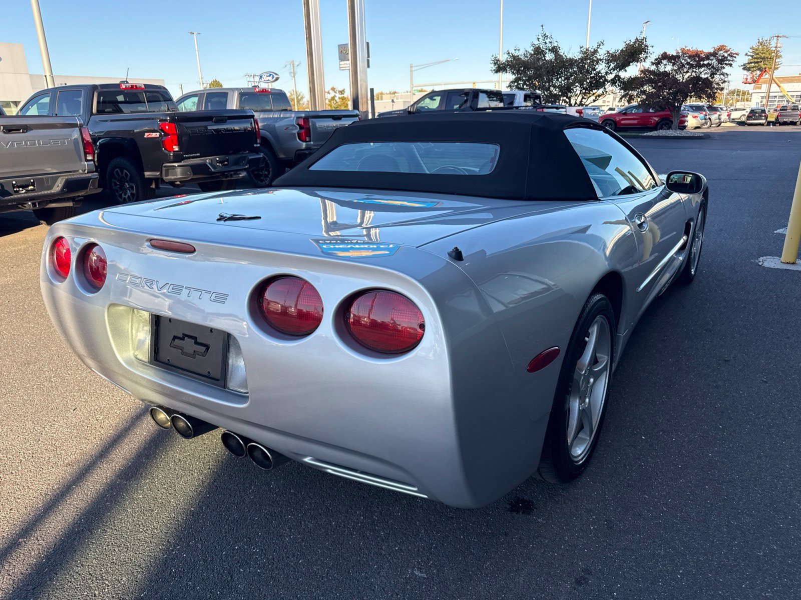 Used 2002 Chevrolet Corvette Convertible w/ Preferred Equipment Group2 RWD image 5