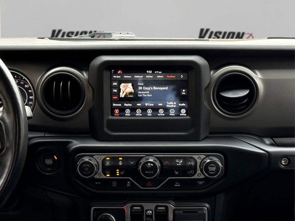 Used 2022 Jeep Gladiator Willys image 18