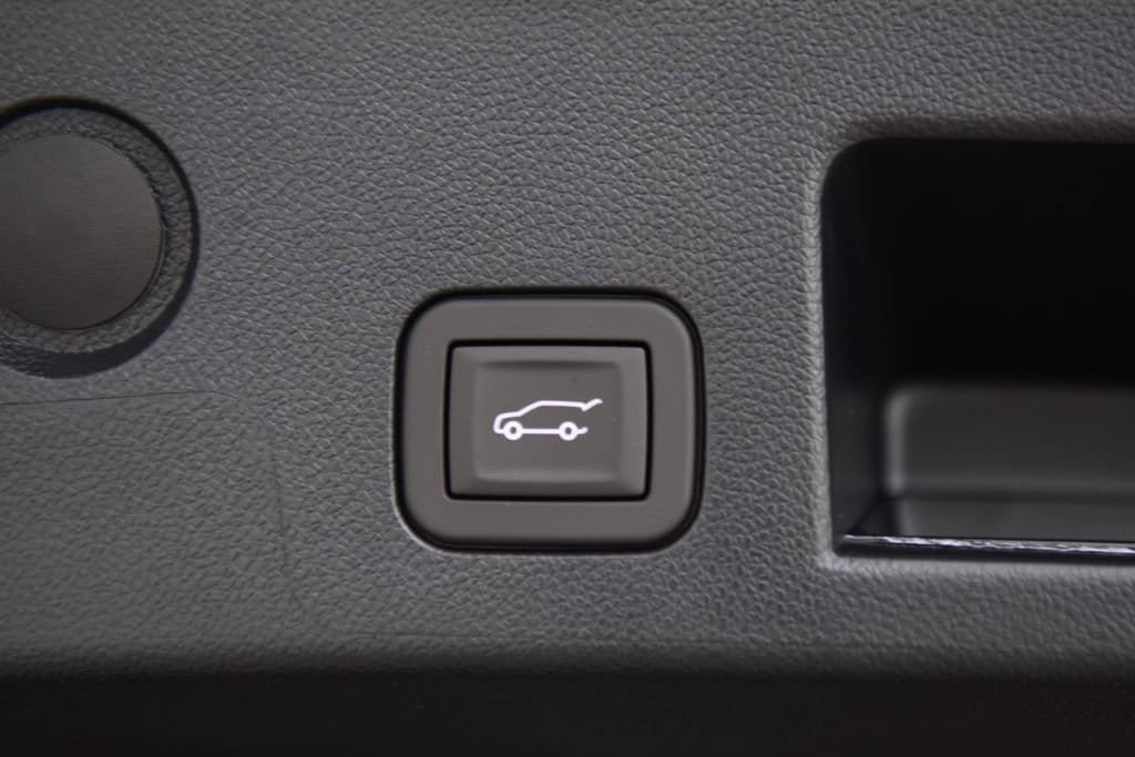 New 2027 Chevrolet Equinox ACTIV w/ Safety and Technology Package FWD image 27