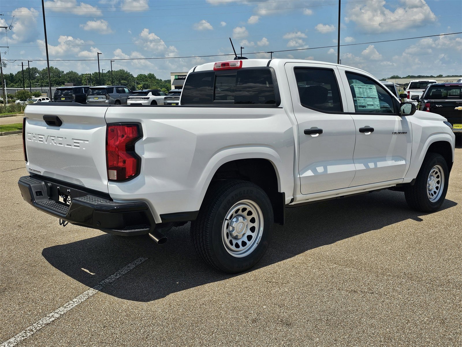 New 2025 Chevrolet Colorado W/T image 4