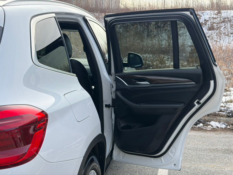 Used 2018 BMW X3 xDrive30i image 17