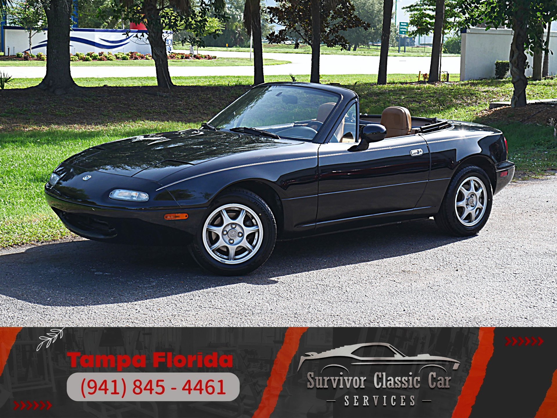 Used 1997 MAZDA MX-5 Miata RWD image 1