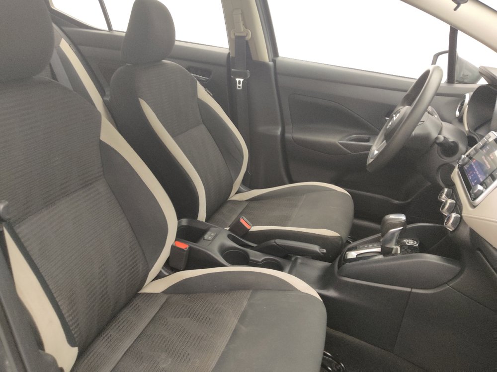 Used 2021 Nissan Versa SV FWD image 21