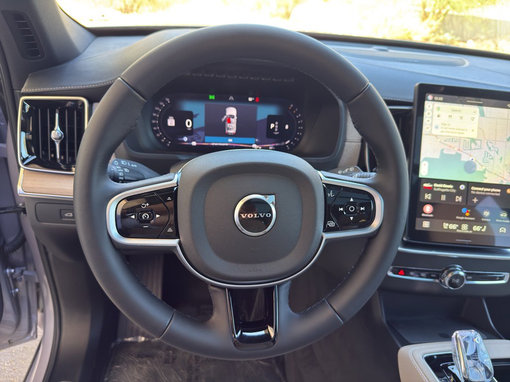 New 2026 Volvo XC90 B6 Plus w/ Protection Package Premier image 24