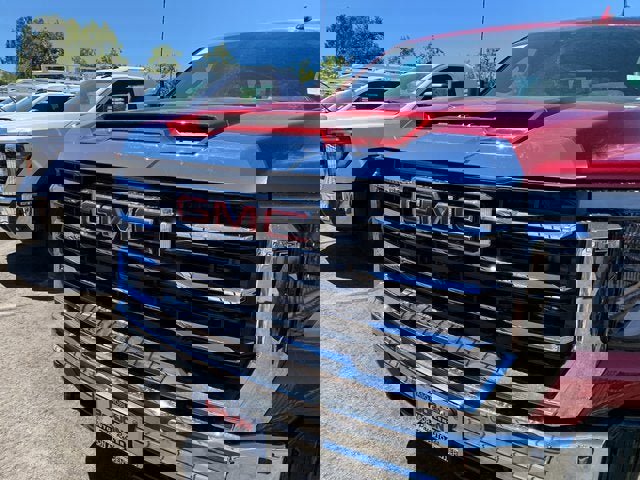 New 2025 GMC Sierra 2500 SLT w/ SLT Convenience Package image 3