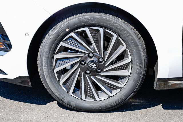 New 2026 Hyundai Sonata Limited FWD image 11