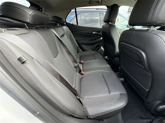Used 2022 Buick Encore GX Select w/ Sport Touring Package image 24