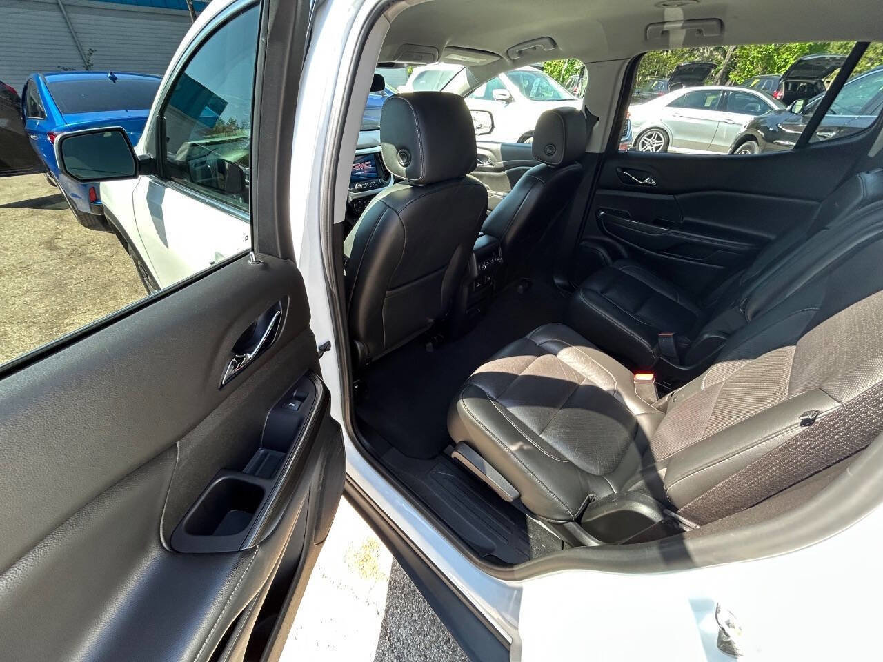 Used 2019 GMC Acadia SLT image 7