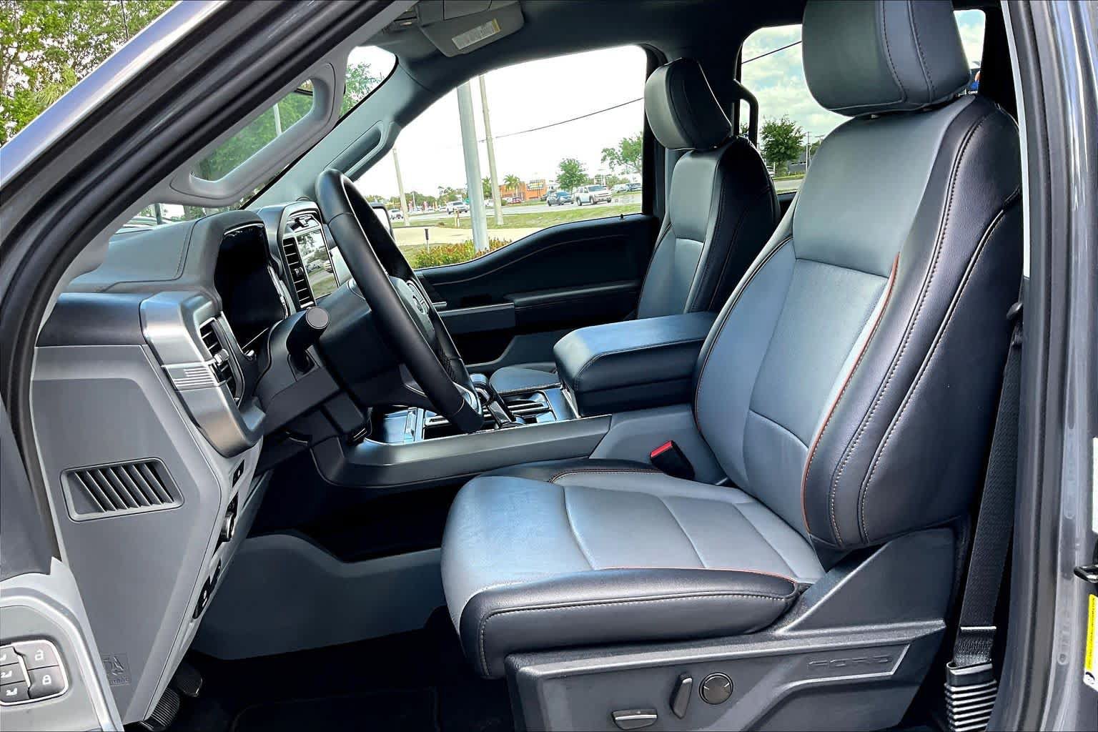 Used 2025 Ford F150 Lariat AWD/4WD image 13