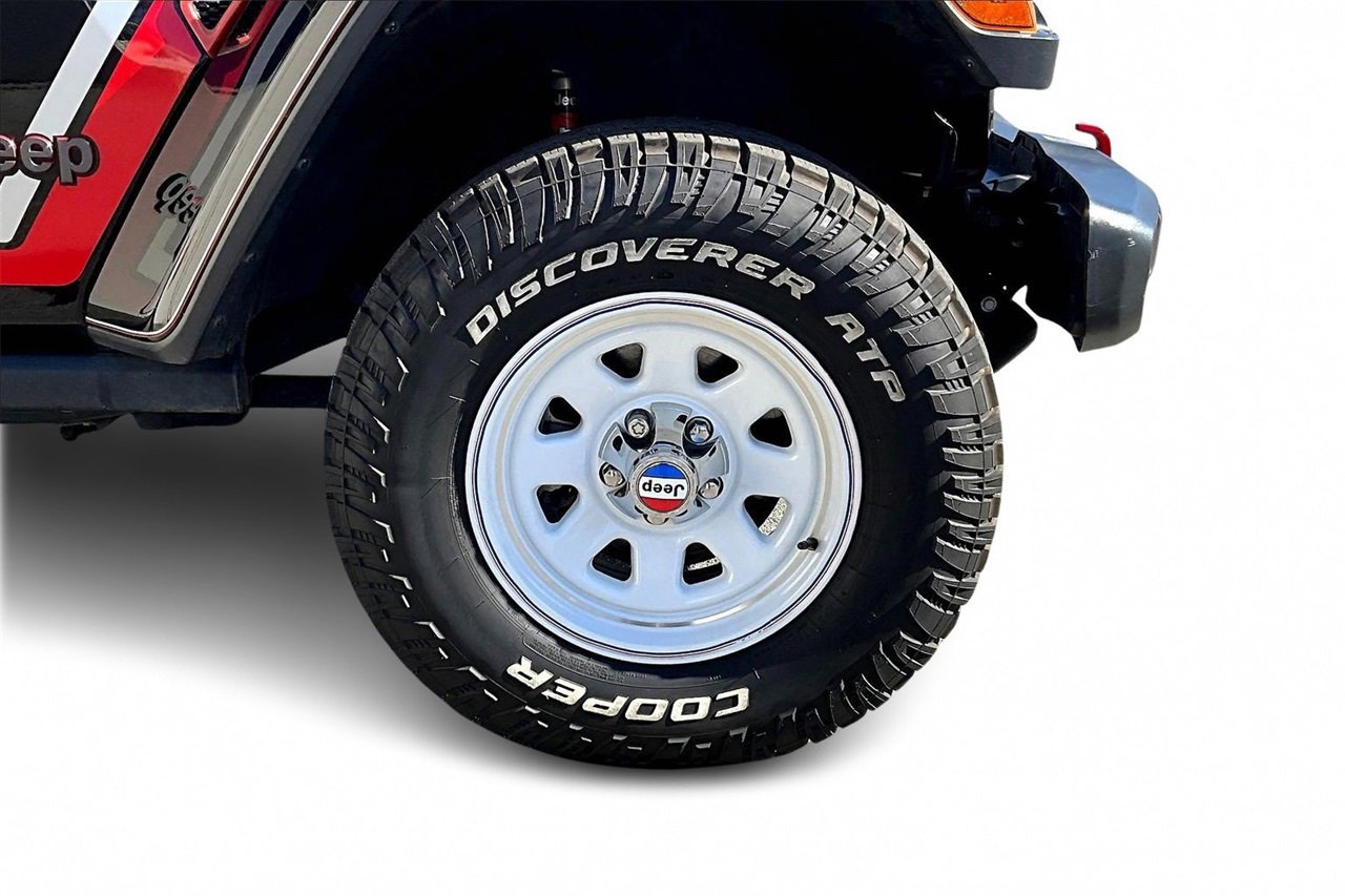 Used 2020 Jeep Gladiator Rubicon image 32