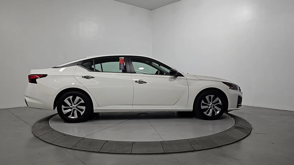 Certified 2025 Nissan Altima 2.5 S FWD image 7