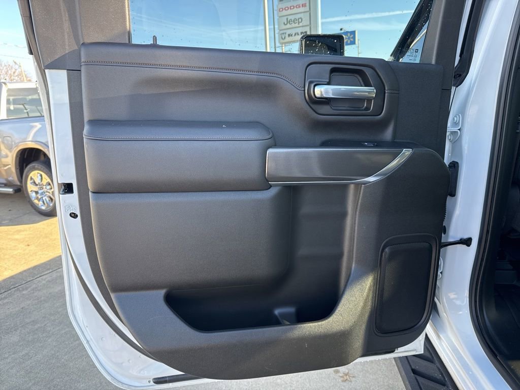 Used 2022 GMC Sierra 2500 AT4 image 21