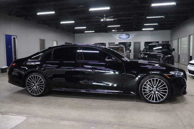 Used 2023 Mercedes-Benz S 500 4MATIC w/ AMG Line image 6