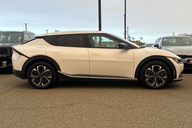 Certified 2023 Kia EV6 Light RWD image 3