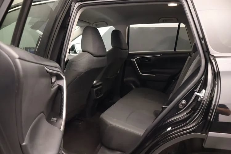 Used 2025 Toyota RAV4 LE FWD image 15