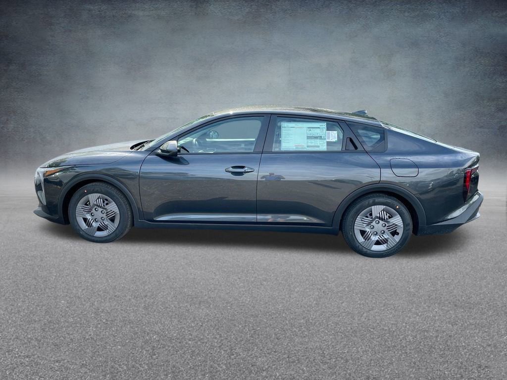 Used 2025 Kia K4 LX image 30