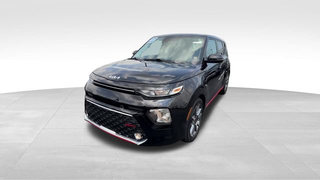 Used 2022 Kia Soul GT-Line FWD image 2