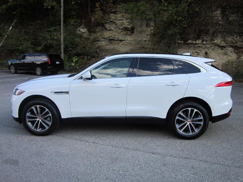 Used 2019 Jaguar F-PACE Premium image 2