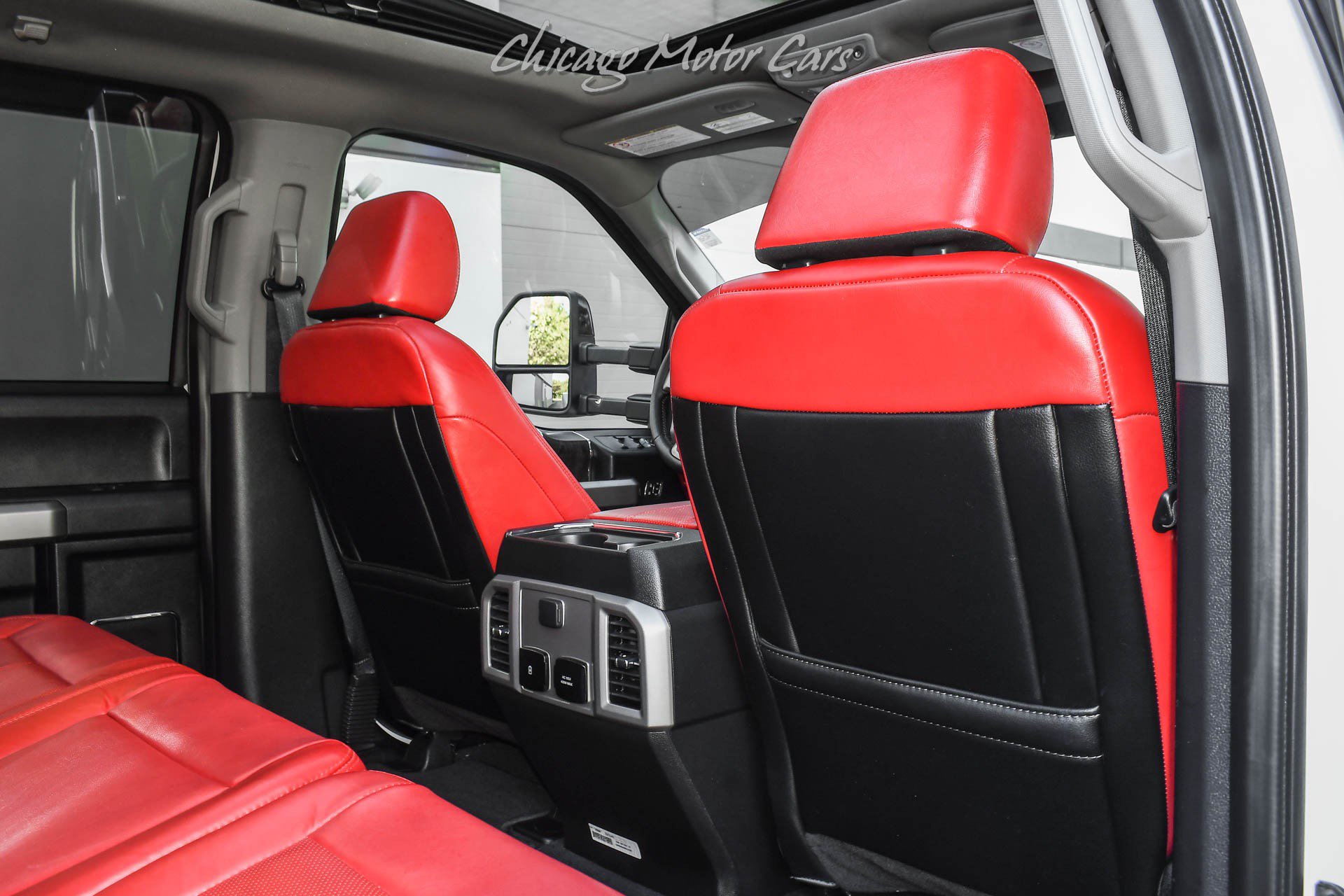 Used 2021 Ford F250 Lariat w/ Lariat Ultimate Package AWD/4WD image 28